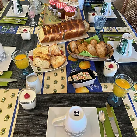 Domaine De La Provencale Panzió 3*