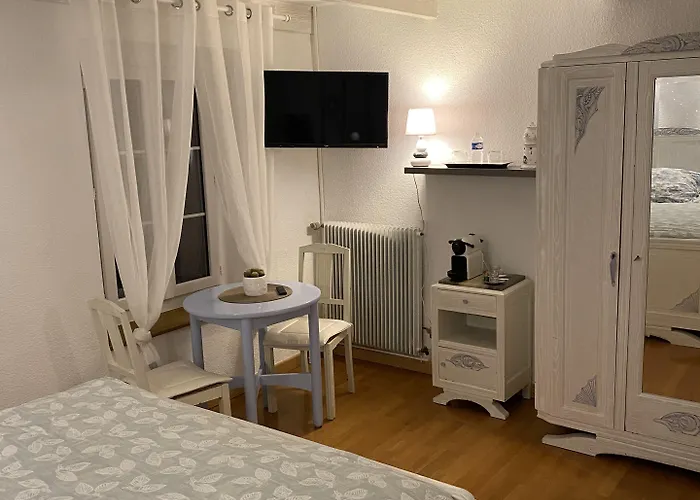 Domaine De La Provencale Bed & Breakfast Saint-Didier-de-la-Tour