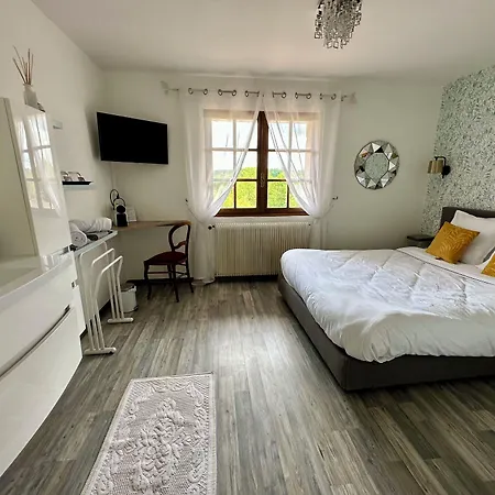 Bed & Breakfast Domaine De La Provencale Saint-Didier-de-la-Tour