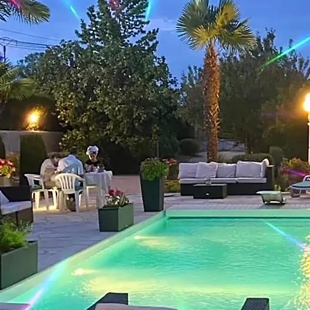 Domaine De La Provencale Bed & Breakfast Saint-Didier-de-la-Tour